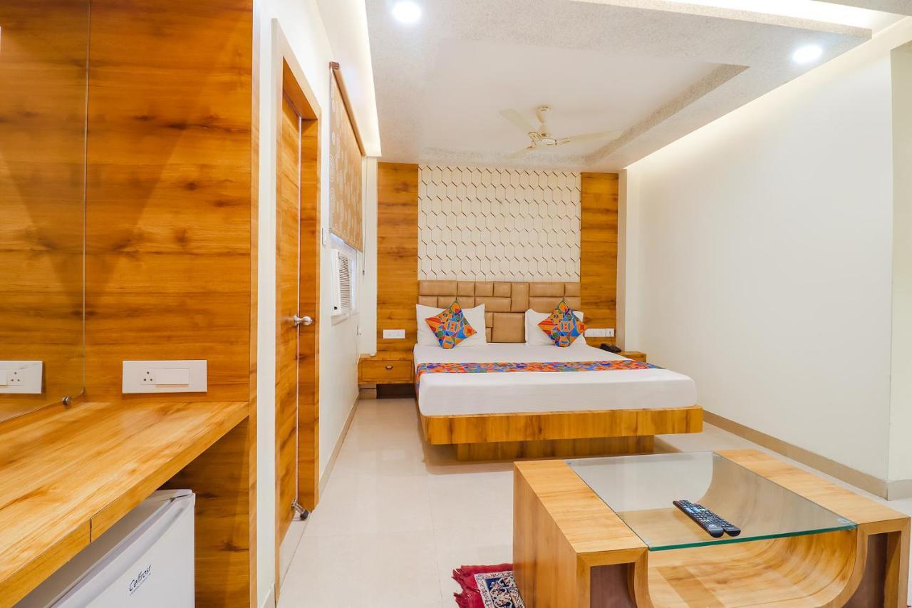 Fabhotel Holiday Grand Патна Экстерьер фото