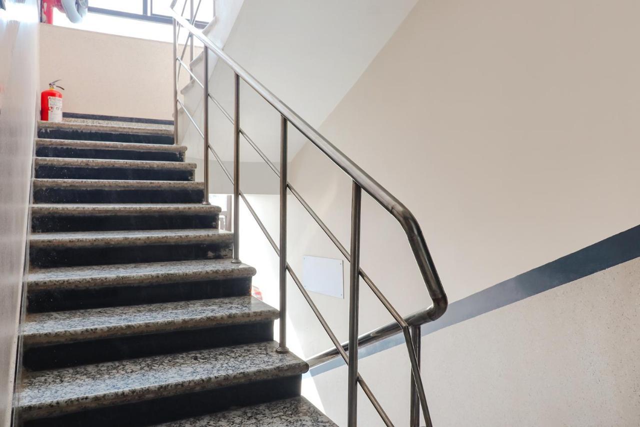 Fabhotel Holiday Grand Патна Экстерьер фото